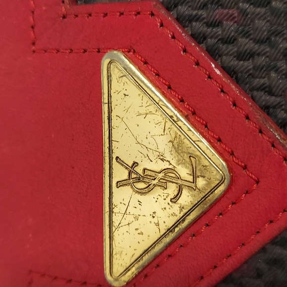Authentic Yves Saint Laurent Clutch Bag in Textured PVC and Red Leather - Picture 4 of 9